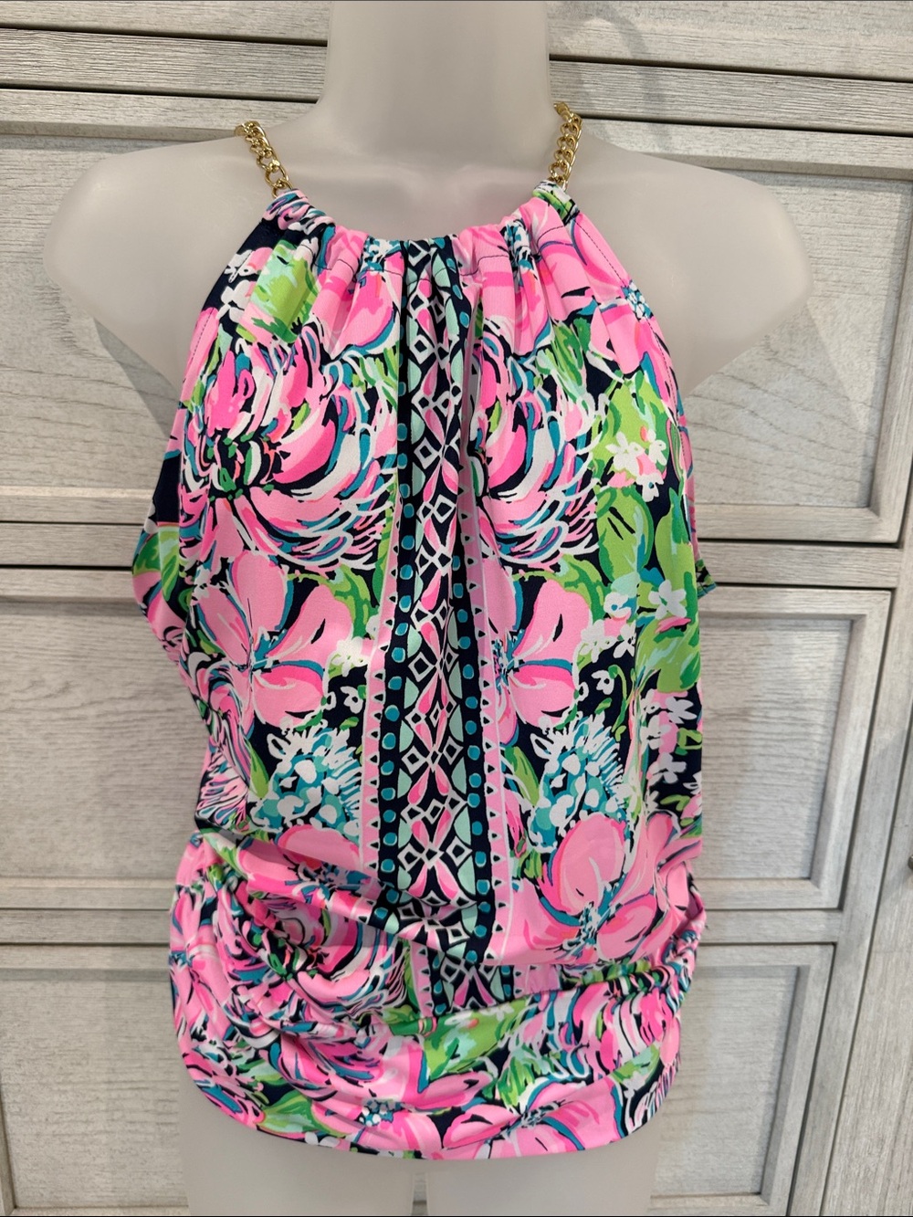 Women’s Lilly Pulitzer Pink Navy Floral Halter Top with Gold Chain Straps